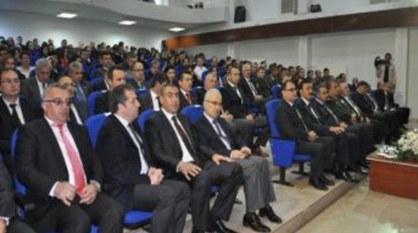 Ulu &Ouml;nder Gen&ccedil;lik Merkezinde Anıldı