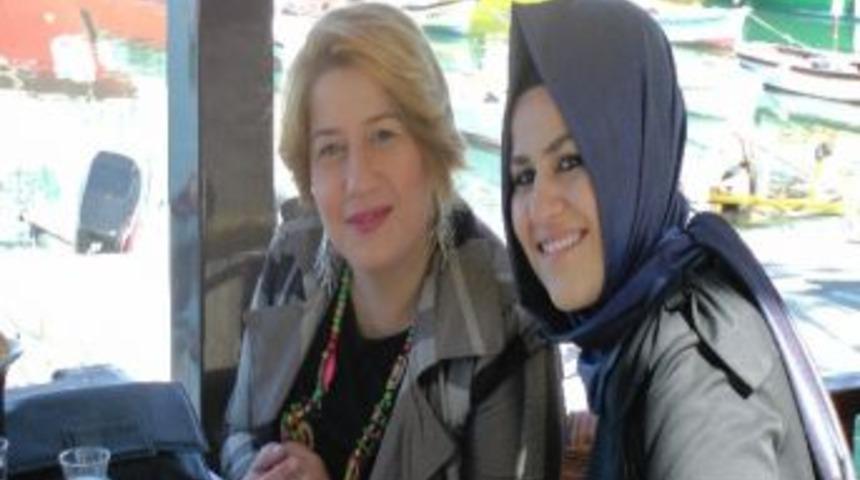 Ak&ccedil;akoca'da Kadın Muhtar Ve Kadın Belediye Başkan Aday Adayı Dayanışması