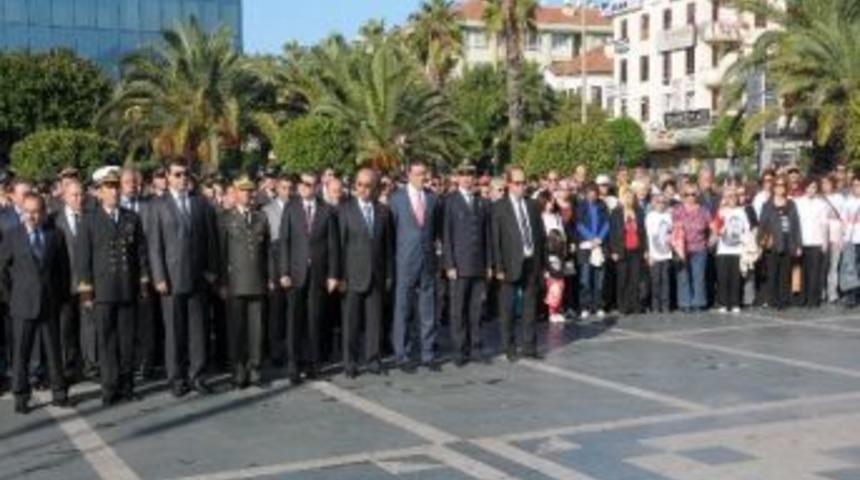 Atat&uuml;rk Alanya'da Saygıyla Anıldı