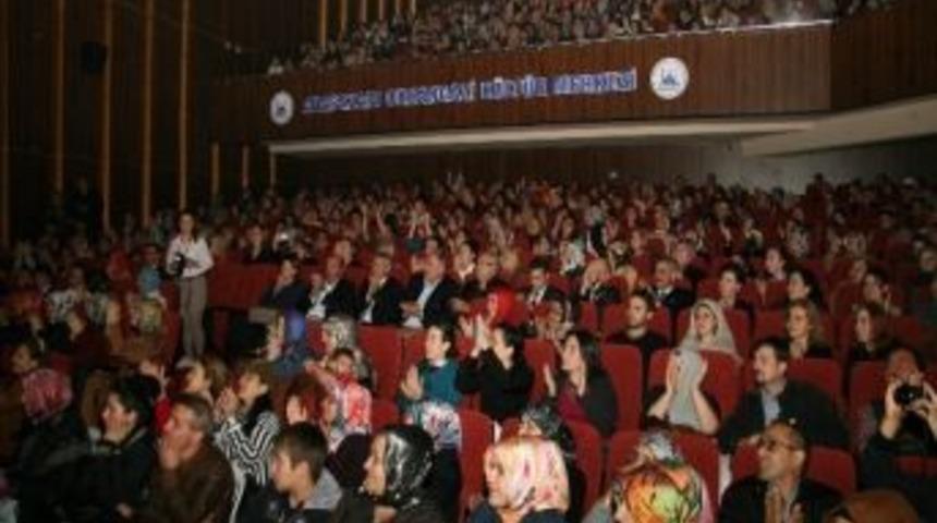 İbrahim Sadri, Adapazarı&rsquo;ndaki İlgiden Memnun Kaldı