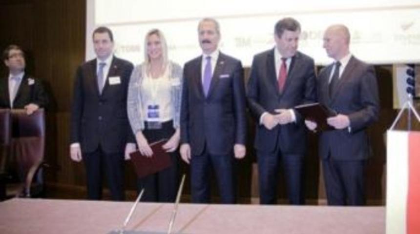 Polonya&rsquo;da 250 Milyon Euro&rsquo;luk Stratejik İmza