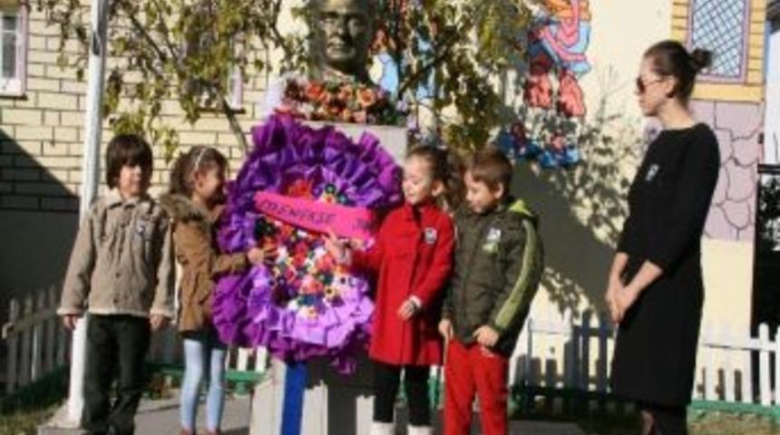 Minik &Ouml;ğrencilerden 10 Kasım Anma Programı