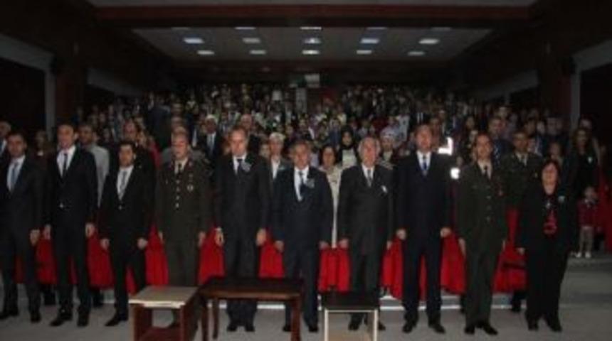 Ulu &Ouml;nder Atat&uuml;rk Hendek&rsquo;te De Anıldı