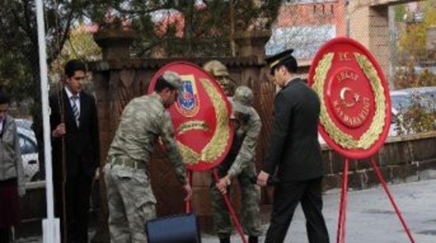 Ahlat&rsquo;ta 10 Kasım Atat&uuml;rk&rsquo;&uuml; Anma Programı