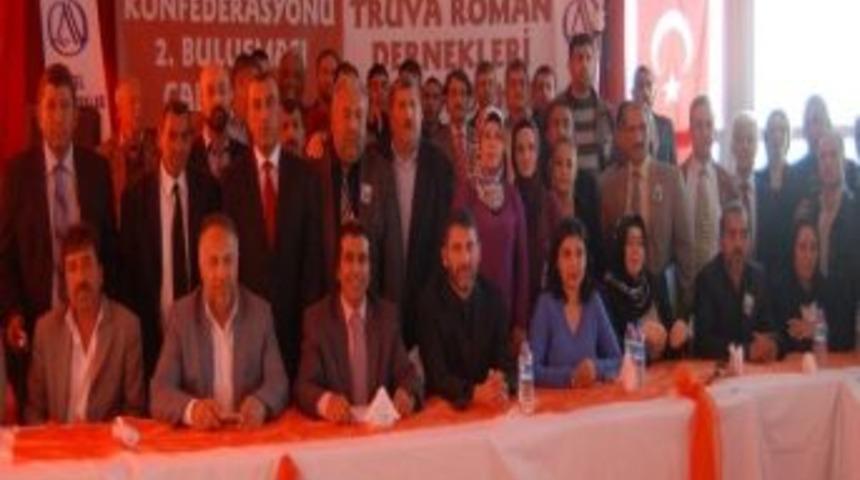 Romanlar &Ccedil;anakkale&rsquo;de Buluştu