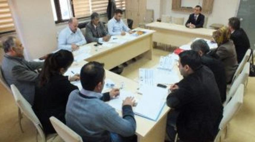 Ak Parti&rsquo;de M&uuml;lakat Yoğunluğu