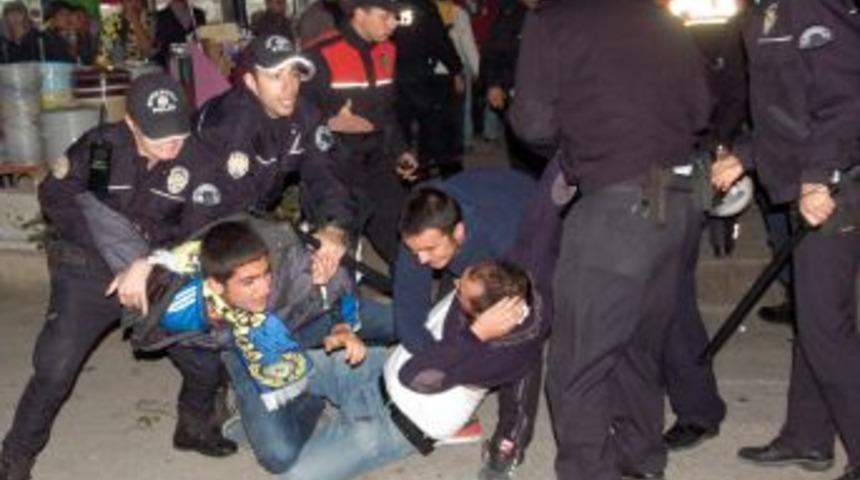 Ma&ccedil; &Ouml;ncesi &Ccedil;ıkan Olaylarda Bir Kişi Yaralandı