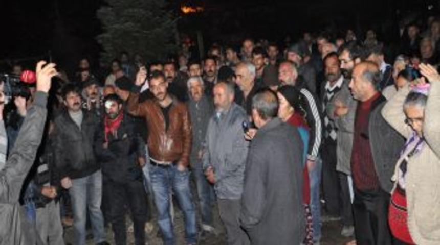 Tunceli'de kız &ccedil;ocuğuna istismar iddiası il&ccedil;eyi karıştırdı