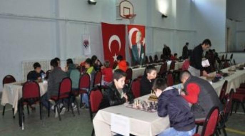 Atat&uuml;rk Satran&ccedil; Turnuvası Heyecanı