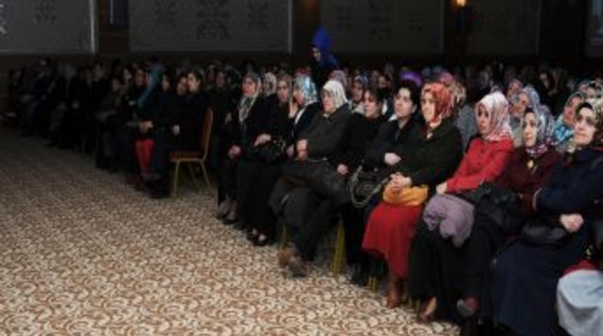 Pursaklar&rsquo;da 'Haklarıyla Kadın Olmak' Paneli D&uuml;zenlenecek