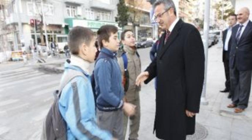 Başkan K&ouml;şker K&ouml;şkl&uuml;&ccedil;eşme Esnafını Ziyaret Etti