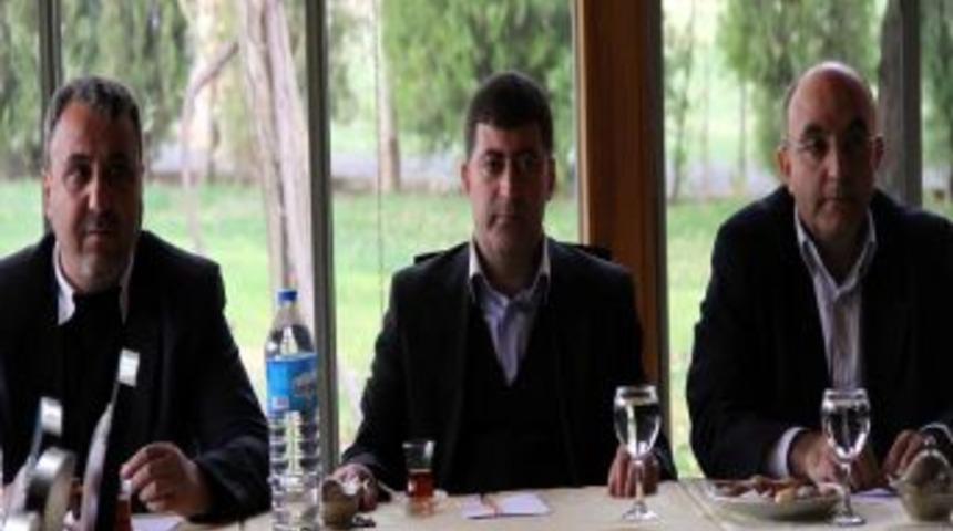 Diyarbakırlı STK&rsquo;lar, Barış S&uuml;recini Masaya Yatırdı