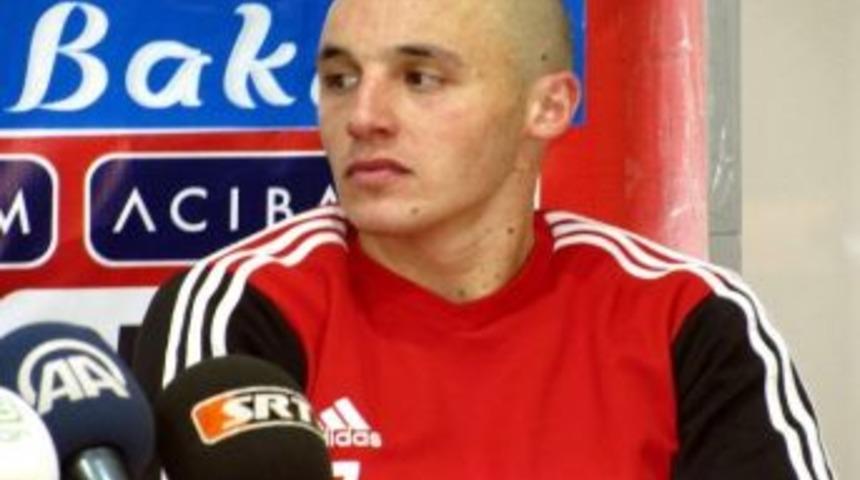 Chahechoue, Attığı Gollerle S&uuml;per Lig Yıldızlarını Geride Bıraktı