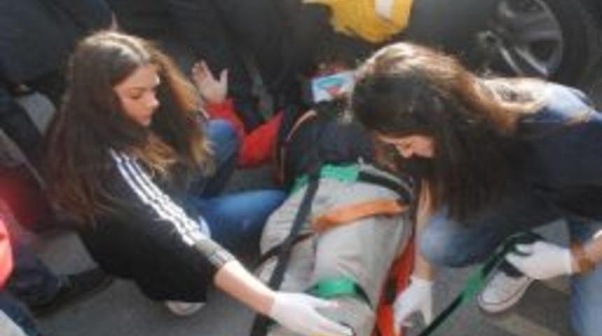 Valilik Otoparkında G&ouml;r&uuml;nmez Kaza