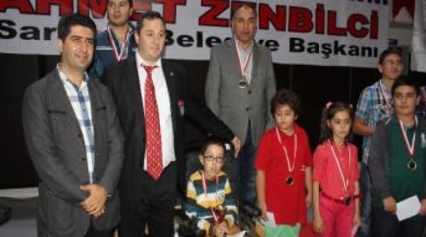 Satran&ccedil; Turnuvasında Dereceye Girenlere &Ouml;d&uuml;lleri Verildi