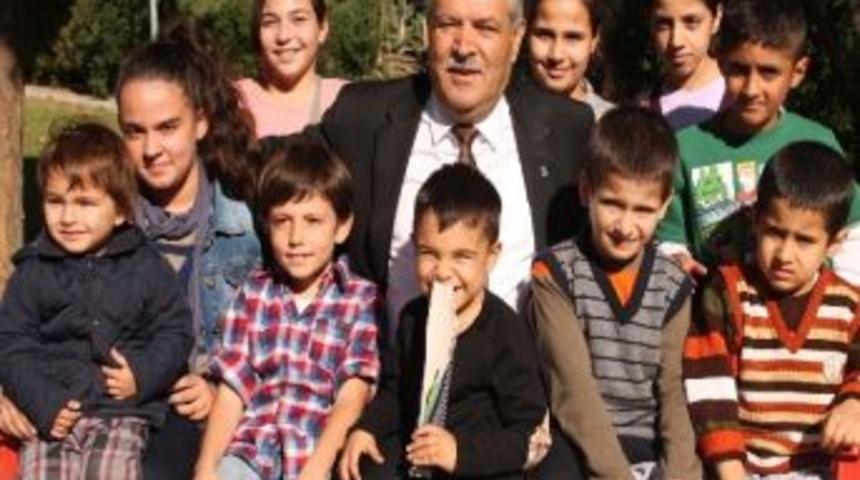 Ak Partili Aday Adayı Hakkı Atila, K&uuml;&ccedil;&uuml;klerle Buluştu