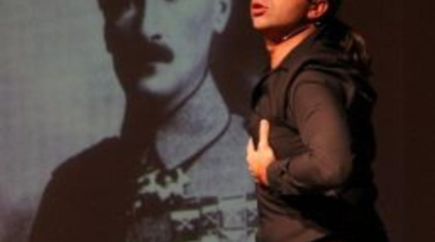 Gaziemir'de Nazım Sahnesi'nde Bir Destan