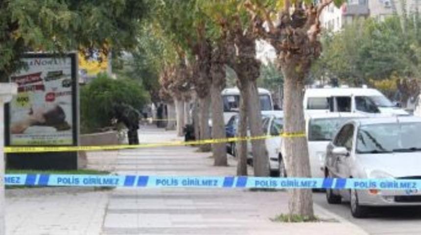 Manisa&rsquo;da Ş&uuml;pheli Paket F&uuml;nyeyle Patlatıldı