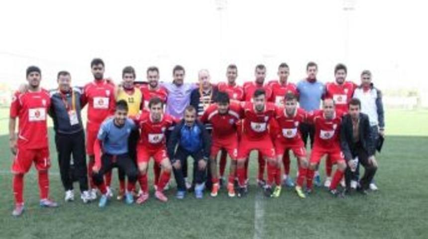 Şahinbey Futbol Takımı Deplasmanda 3 Puanla D&ouml;nd&uuml;