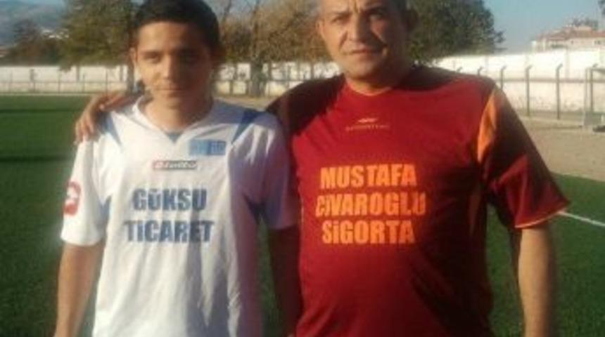 Baba Ve Oğlu Rakip Oldu