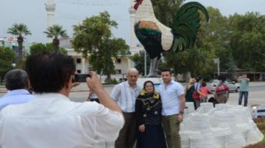 T&uuml;rkiye'nin, En B&uuml;y&uuml;k Cam Horozuna B&uuml;y&uuml;k İlgi