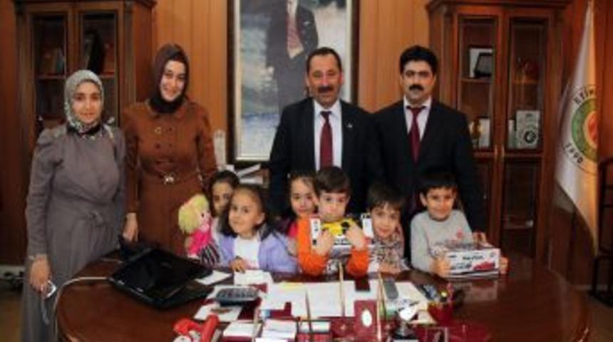 Goncalı Minikler Başkan Demirel&rsquo;i Ziyaret Etti