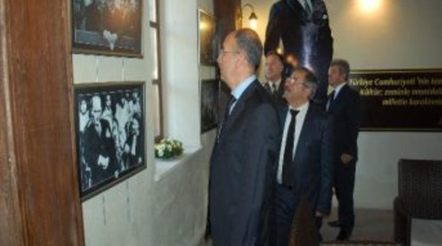 Gelibolu&rsquo;da Atat&uuml;rk Sergisi