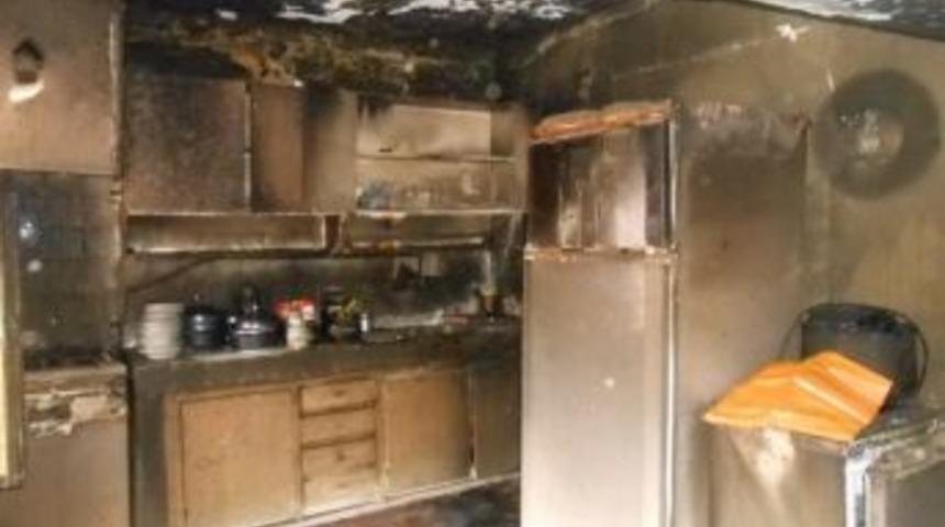 Dp İl&ccedil;e Başkanı Musa Avcı&rsquo;nın Evi K&uuml;l Oldu