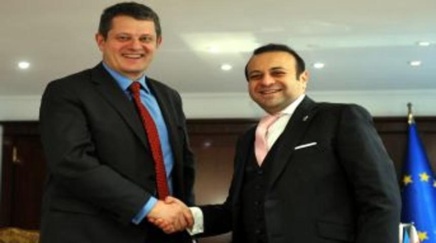 Egemen Bağış: Biz, AB'den &Ccedil;ıkıp Arap Birliği&rsquo;ne Girmedik