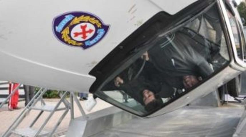 Kırklareli'de Sim&uuml;lasyon Aracı İle Emniyet Kemerinin &Ouml;nemi Anlatıldı