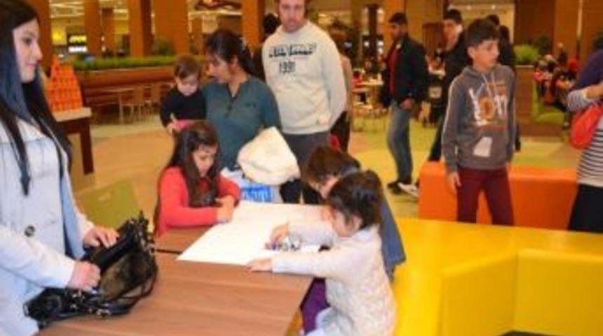 Minik Ellerin &Ccedil;izimiyle &lsquo;atat&uuml;rk Ve Cumhuriyet&rsquo;