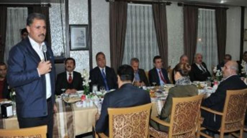 Malatya Belediyesi&rsquo;nden Muharrem Ayı İftarı Verildi