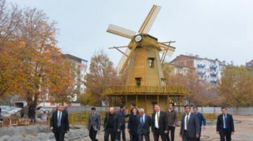 Kernek Meydanı D&uuml;zenleme &Ccedil;alışmaları Ilkbaharda Tamamlanacak