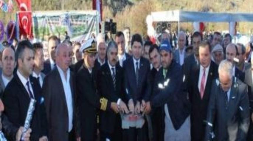 Ak Parti Bartın Milletvekili Yılmaz Tun&ccedil;: