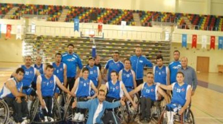 B&uuml;y&uuml;kşehir Pendik'i Elinden Ka&ccedil;ırdı