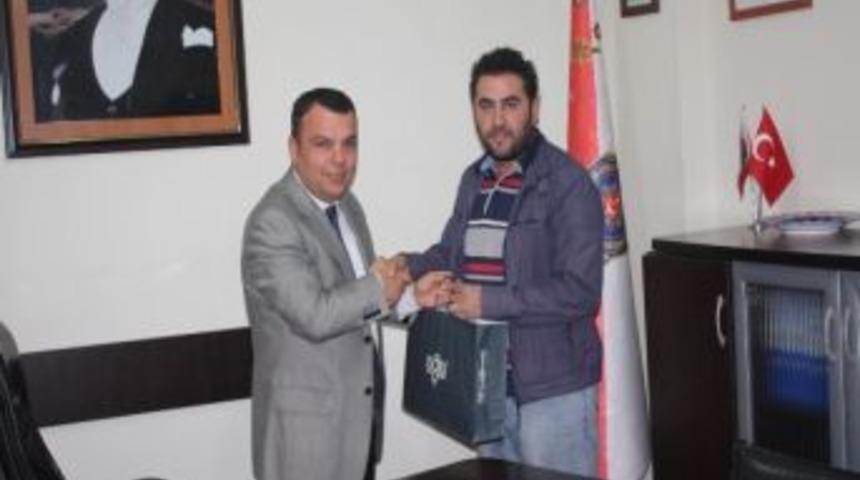 Varto&rsquo;da Kuyumcu D&uuml;kkanına Giren Hırsızlar Yakalandı