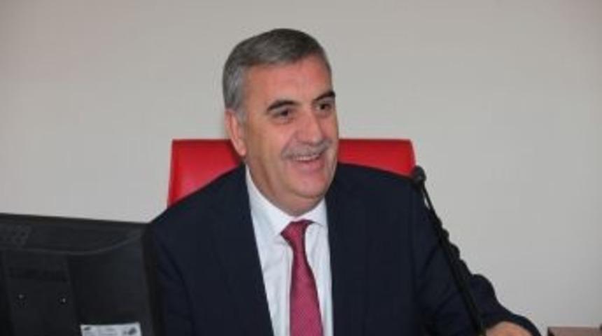 Sakarya'ya Yapılması Planlanan Olimpik Su Sporları Merkezi Komisyona Havale Edildi