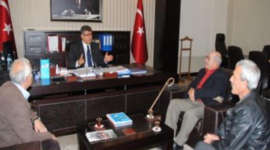 HES'e Karşı &Ccedil;ıkan K&ouml;yl&uuml;ye 'hukukun Dışına &Ccedil;ıkmayın' Uyarısı