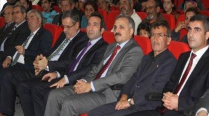 Bandırma'da Dar Gelirliler İ&ccedil;in Yapılan Konutların Kuraları &Ccedil;ekildi