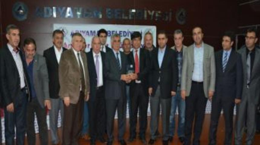 Belediyeden Amat&ouml;rspor Kul&uuml;plerine Malzeme Desteği Yapıldı