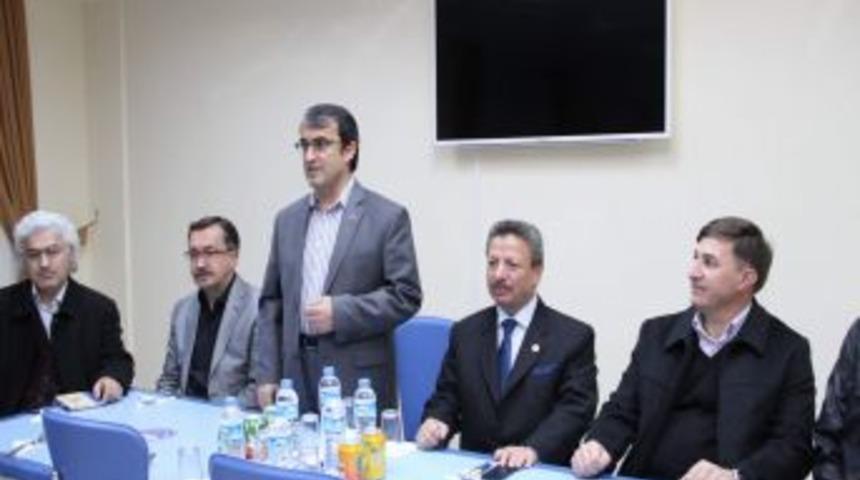 Rekt&ouml;r U&ccedil;ar: &Ouml;ğrencilerimizin Rahatı Ve Huzuru I&ccedil;in &Ccedil;alışıyoruz