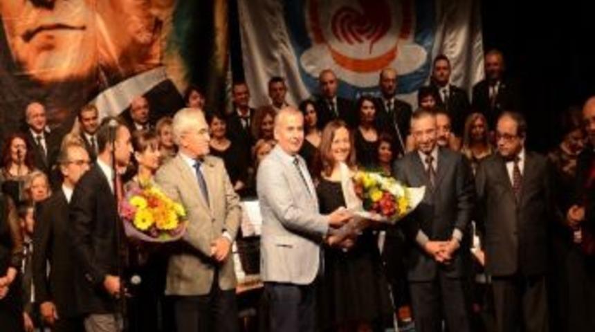 Denizli Belediyesi'nden Atat&uuml;rk'&uuml; Anma Konseri