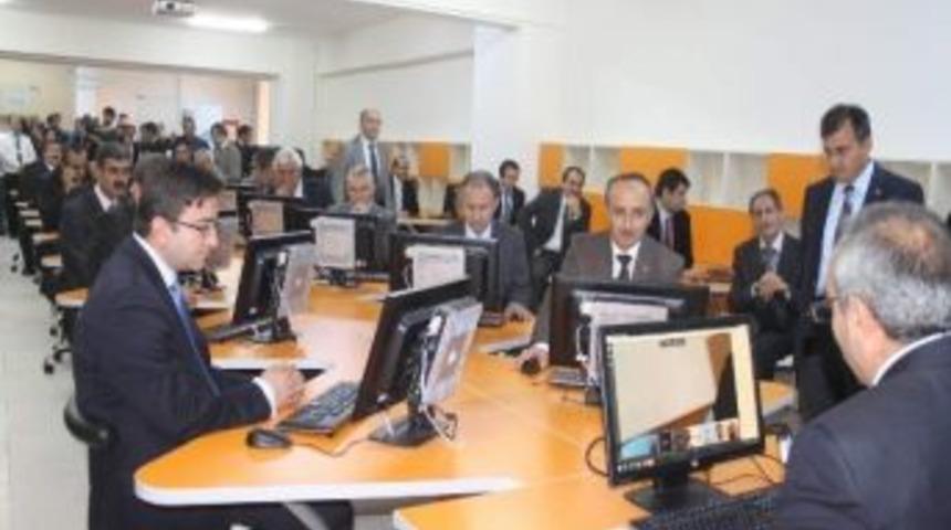 Yy&uuml;&rsquo;de 8 Bilgisayar Laboratuarı İle 1 Bilim Dersliği A&ccedil;ıldı