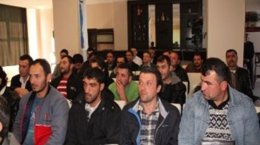 Gmis&rsquo;in Hattat İş&ccedil;ilerine Y&ouml;nelik Eğitim Seminerleri S&uuml;r&uuml;yor