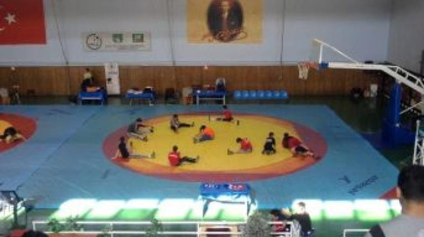 Atat&uuml;rk&rsquo;&uuml; Anma G&uuml;reş Turnuvası