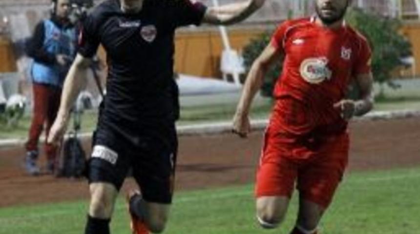 Adanaspor - Balıkesirspor Ma&ccedil;ı 1-0 Devam Ediyor