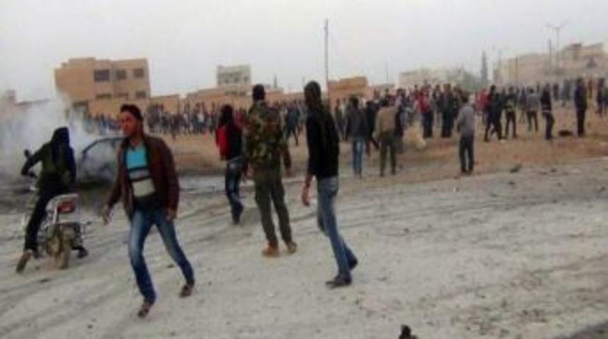 Kobani&rsquo;de Bombalı Saldırı: 11 &Ouml;l&uuml;, 22 Yaralı