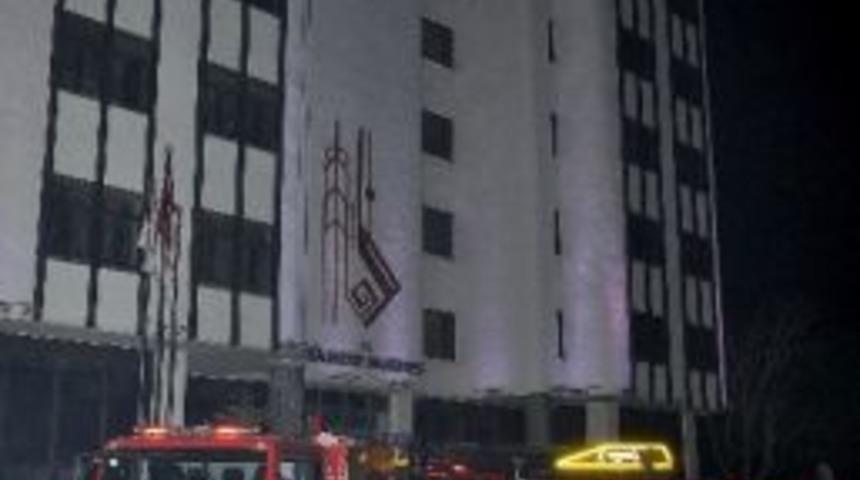 Balıkesir Belediyesinde Yangın Paniği