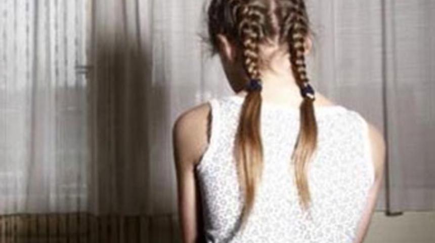 Gen&ccedil; kadının tacizci baba isyanı