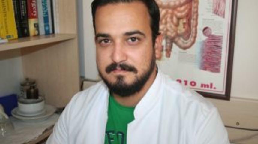 Bir Delikten Iki Ameliyat Yapıldı